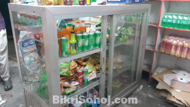 ডিসপ্লে সোকেস